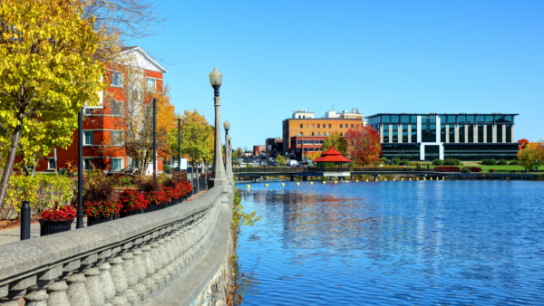 Nine Good Reasons to Live in Sherbrooke